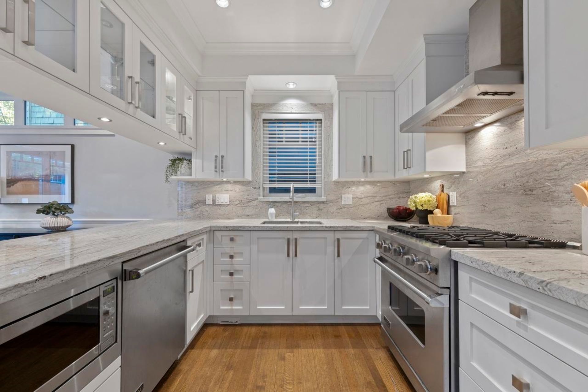 2 - 3651 W 5th Avenue, Kitsilano, Vancouver West - 3651-w-5th-avenue-kitsilano-vancouver-west-07