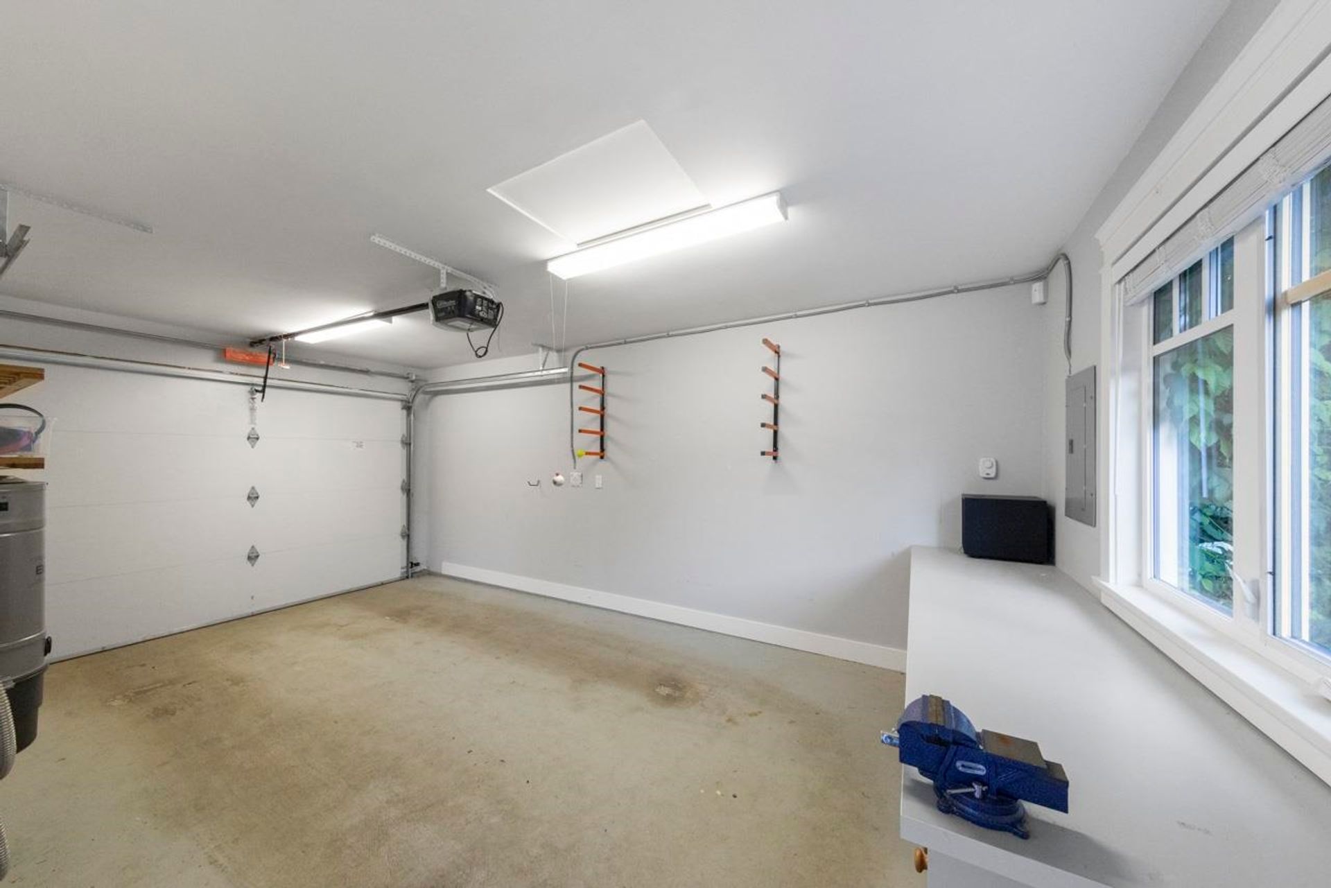 2 - 3651 W 5th Avenue, Kitsilano, Vancouver West - 3651-w-5th-avenue-kitsilano-vancouver-west-30 2 - 3651 W 5th Avenue, Kitsilano, Vancouver West - 3651-w-5th-avenue-kitsilano-vancouver-west-30