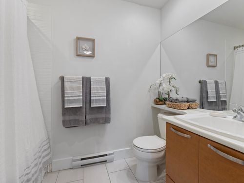 208 - 7428 Byrnepark Walk, South Slope, Burnaby South - 7428-byrnepark-walk-south-slope-burnaby-south-10