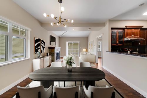 18 - 7388 Macpherson Avenue, Metrotown, Burnaby South - 7388-macpherson-avenue-metrotown-burnaby-south-01