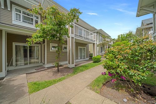 18 - 7388 Macpherson Avenue, Metrotown, Burnaby South - 7388-macpherson-avenue-metrotown-burnaby-south-32