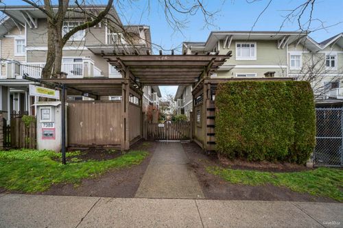 18 - 7388 Macpherson Avenue, Metrotown, Burnaby South - 7388-macpherson-avenue-metrotown-burnaby-south-34