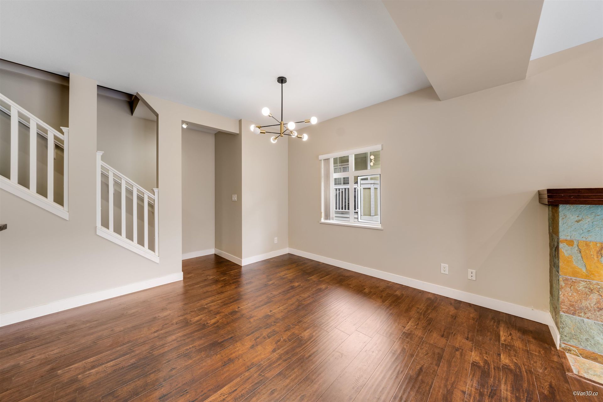 18 - 7388 Macpherson Avenue, Metrotown, Burnaby South - 7388-macpherson-avenue-metrotown-burnaby-south-11