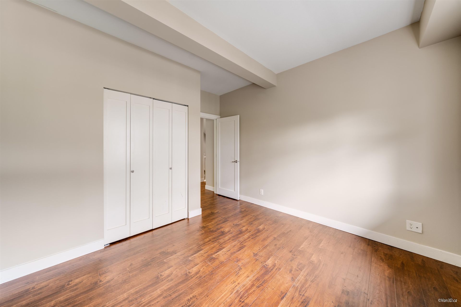 18 - 7388 Macpherson Avenue, Metrotown, Burnaby South - 7388-macpherson-avenue-metrotown-burnaby-south-14