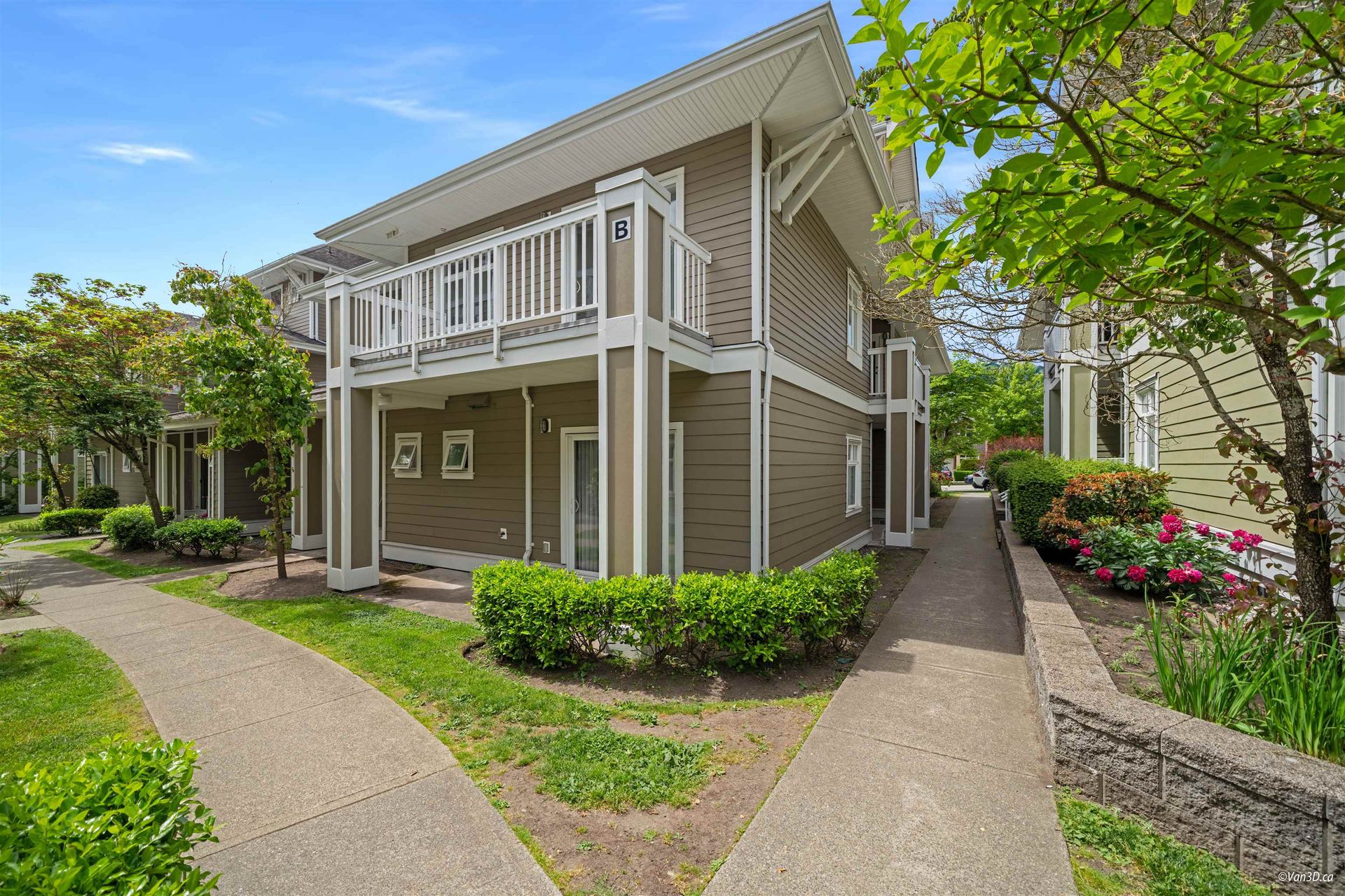 18 - 7388 Macpherson Avenue, Metrotown, Burnaby South - 7388-macpherson-avenue-metrotown-burnaby-south-31