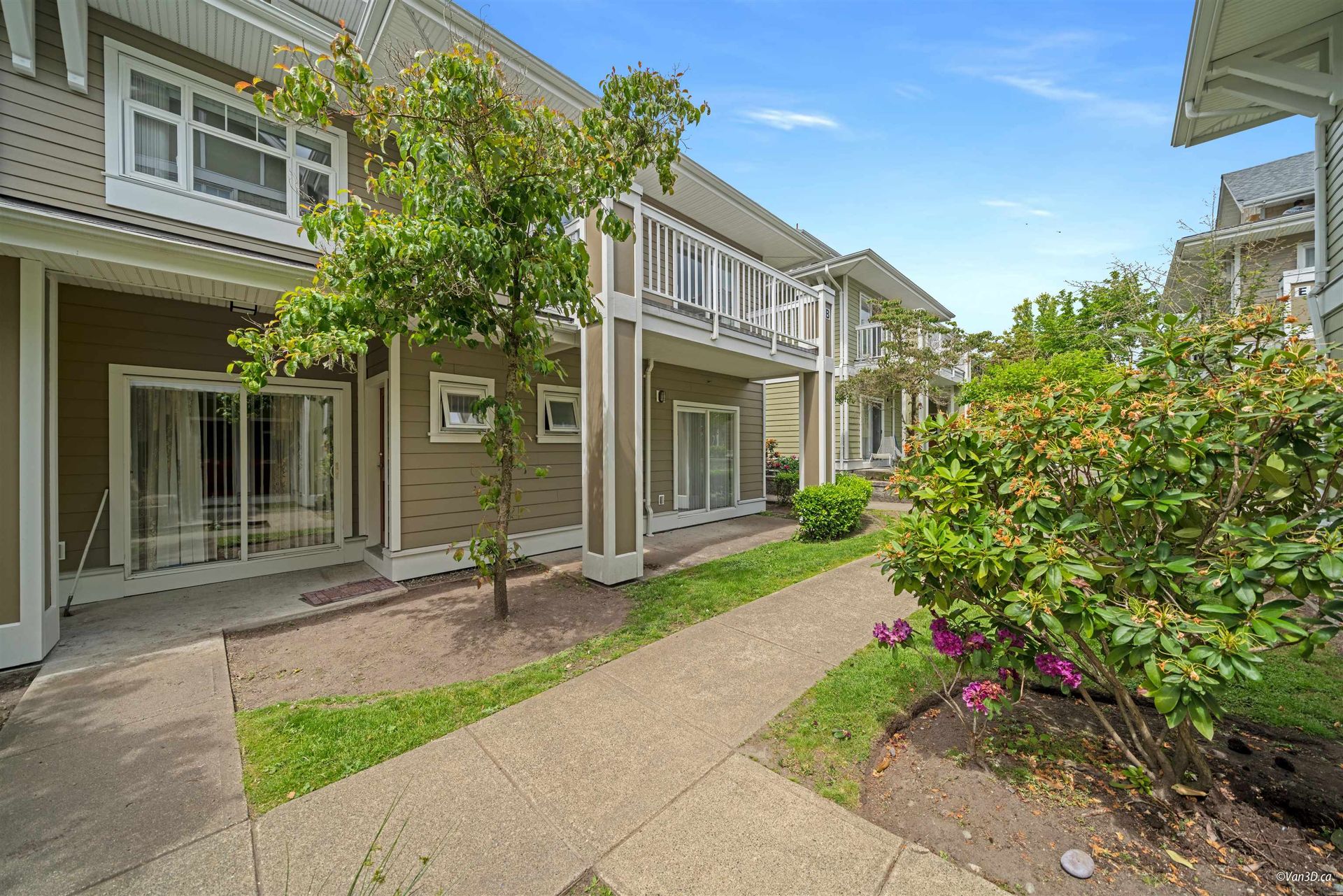 18 - 7388 Macpherson Avenue, Metrotown, Burnaby South - 7388-macpherson-avenue-metrotown-burnaby-south-32