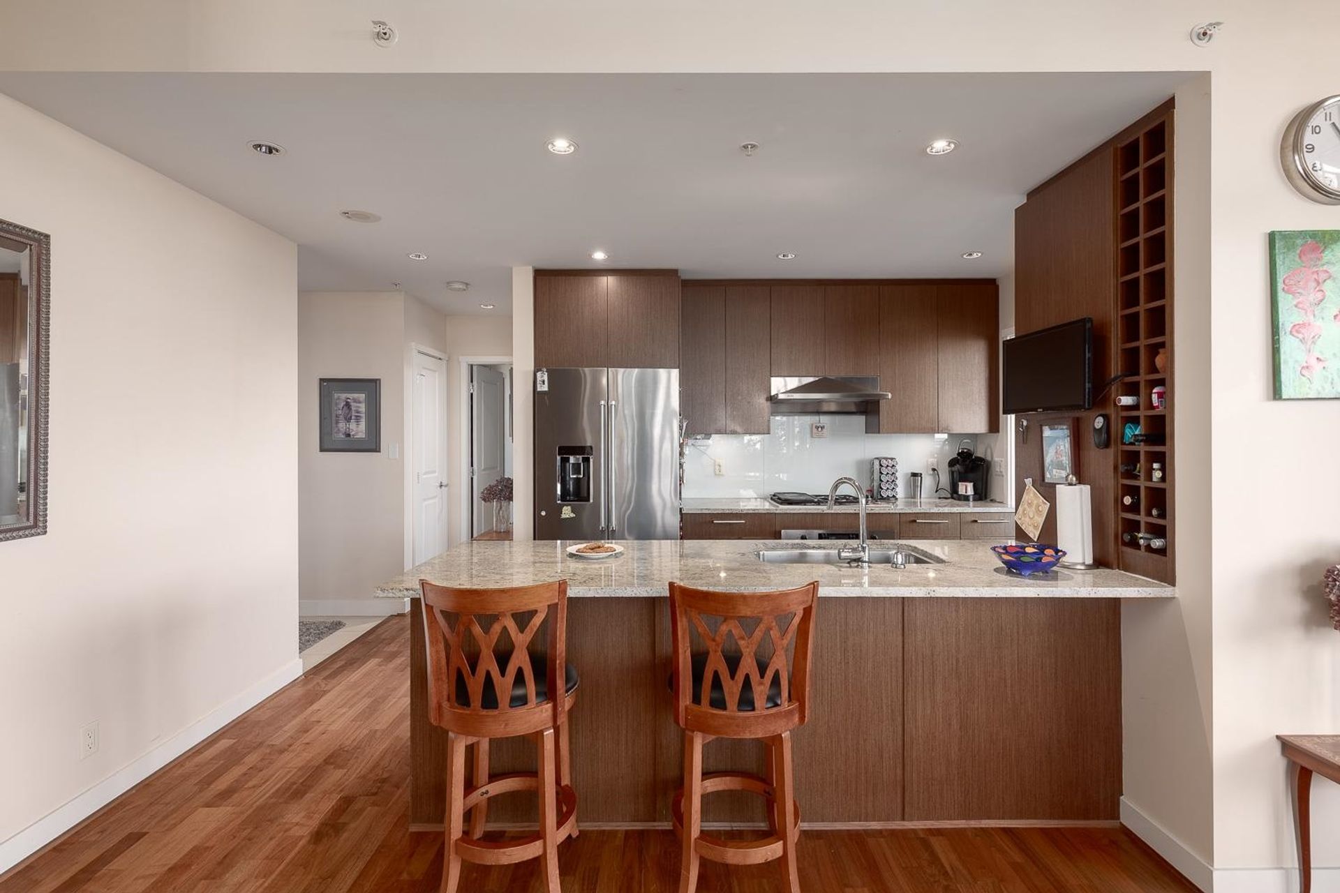 302 - 1333 W 11th Avenue, Fairview VW, Vancouver West - 1333-w-11th-avenue-fairview-vw-vancouver-west-07