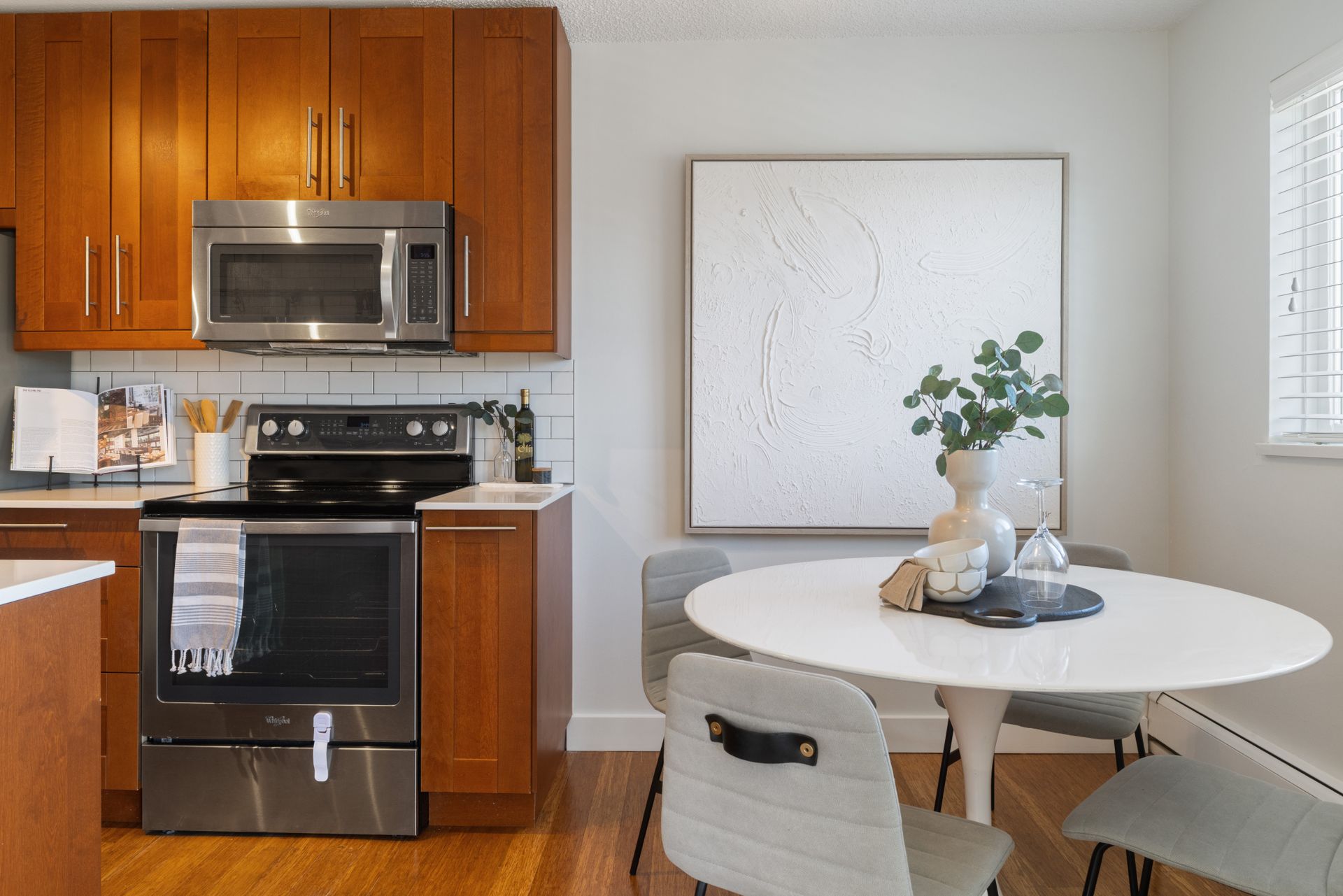 304 - 998 W 19th Avenue, Cambie, Vancouver West - sw2_2962_print