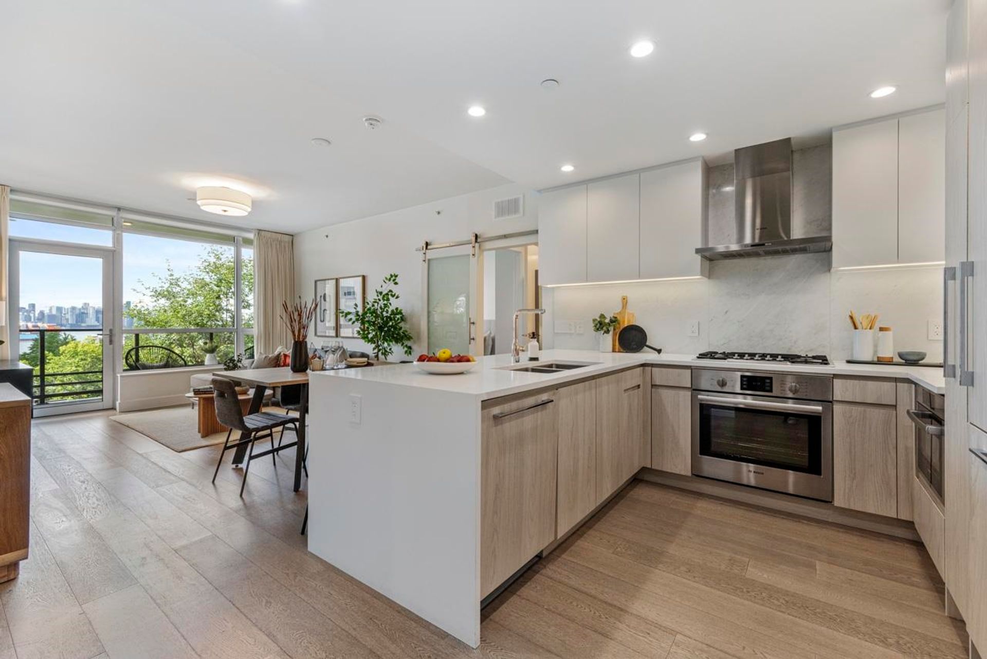 309 - 177 W 3rd Street, Lower Lonsdale, North Vancouver - 177-w-3rd-street-lower-lonsdale-north-vancouver-02