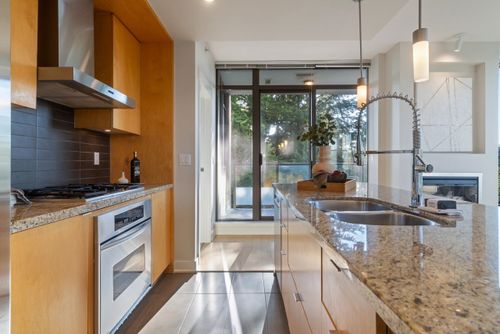 902 - 7088 18th Avenue, Edmonds BE, Burnaby East - 7088-18th-avenue-edmonds-be-burnaby-east-07