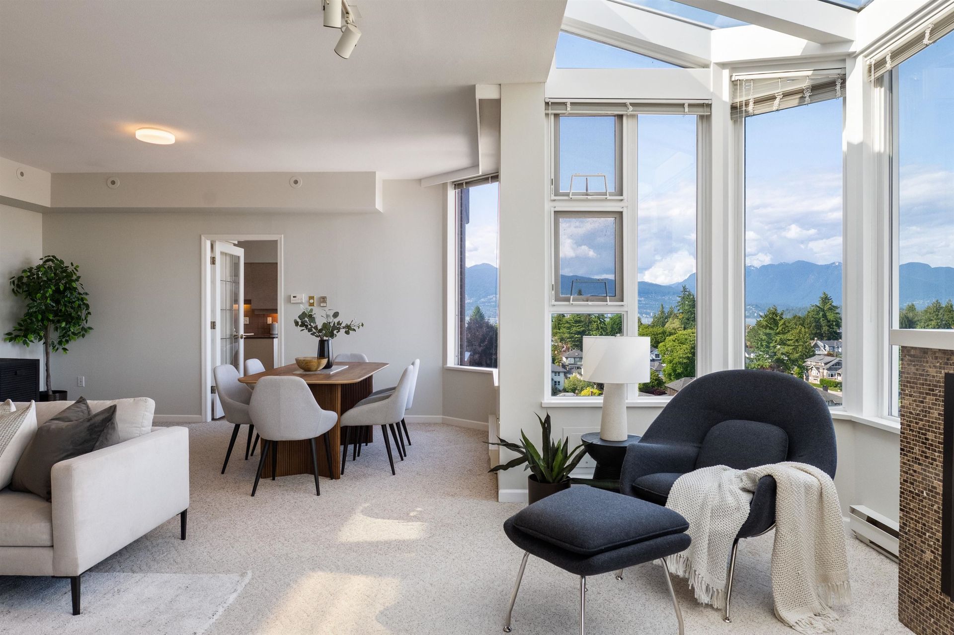 1103 - 2020 Highbury Street, Point Grey, Vancouver West photo number 1 1103 - 2020 Highbury Street, Point Grey, Vancouver West photo number 1