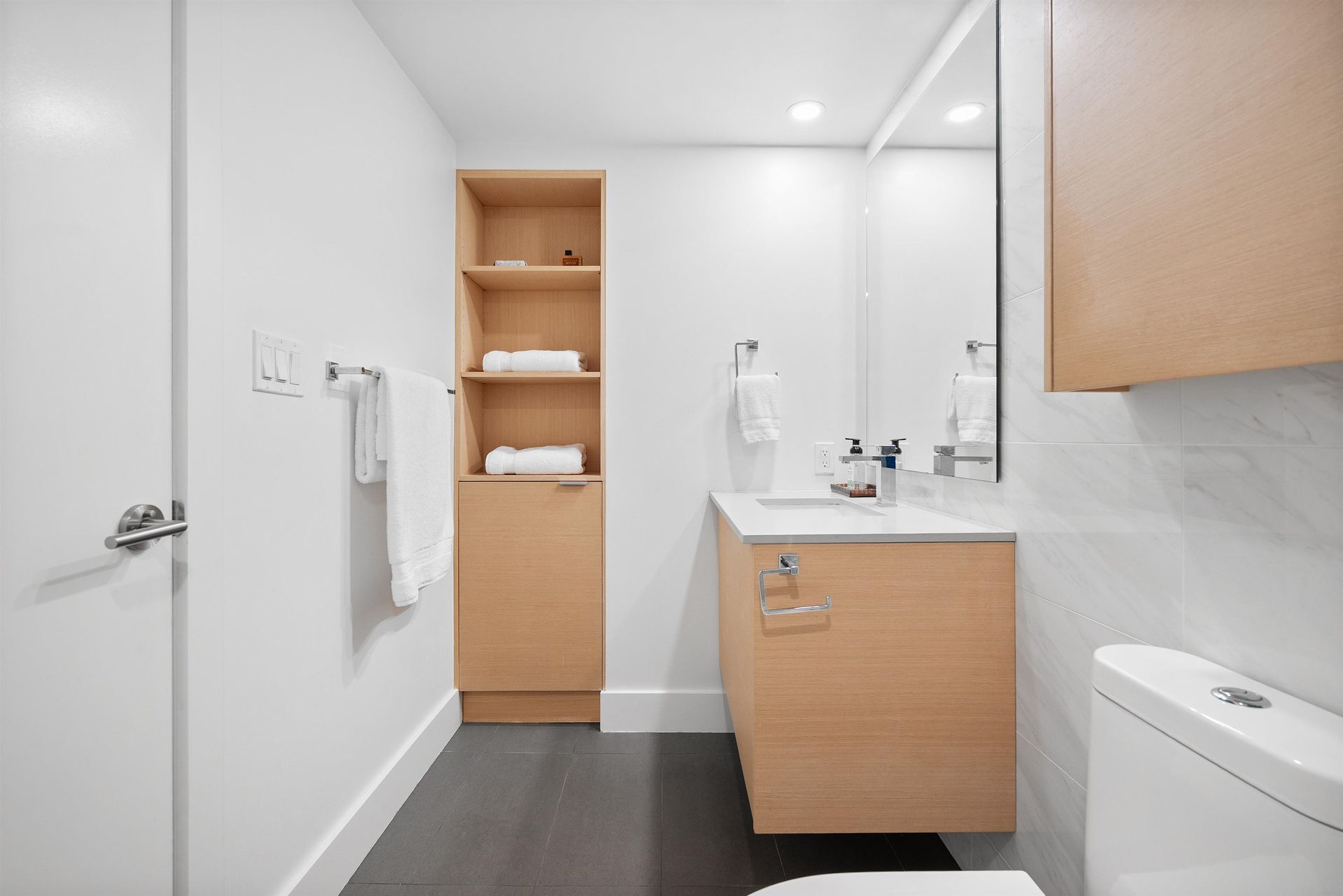 301 - 1350 Comox Street, West End VW, Vancouver West - 1350-comox-street-west-end-vw-vancouver-west-21