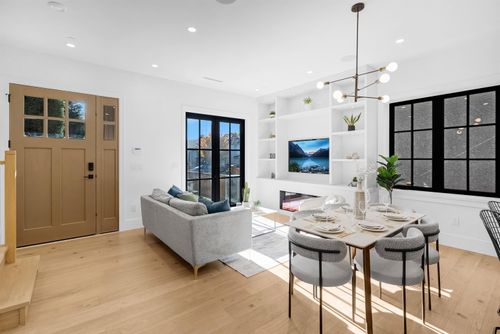 1 - 2565 Dundas Street, Hastings Sunrise, Vancouver East - 2565-dundas-street-hastings-sunrise-vancouver-east-04