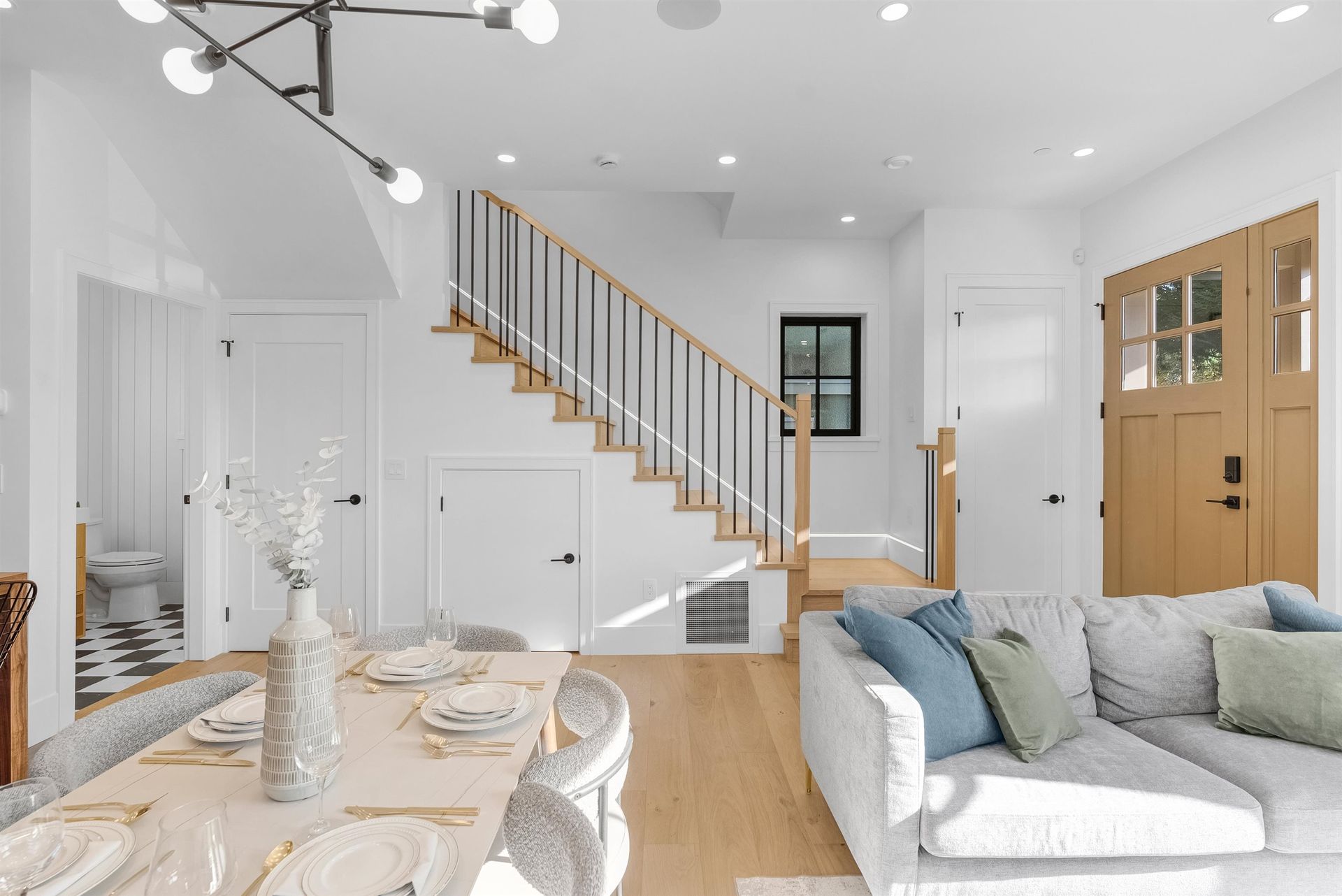 1 - 2565 Dundas Street, Hastings Sunrise, Vancouver East - 2565-dundas-street-hastings-sunrise-vancouver-east-05