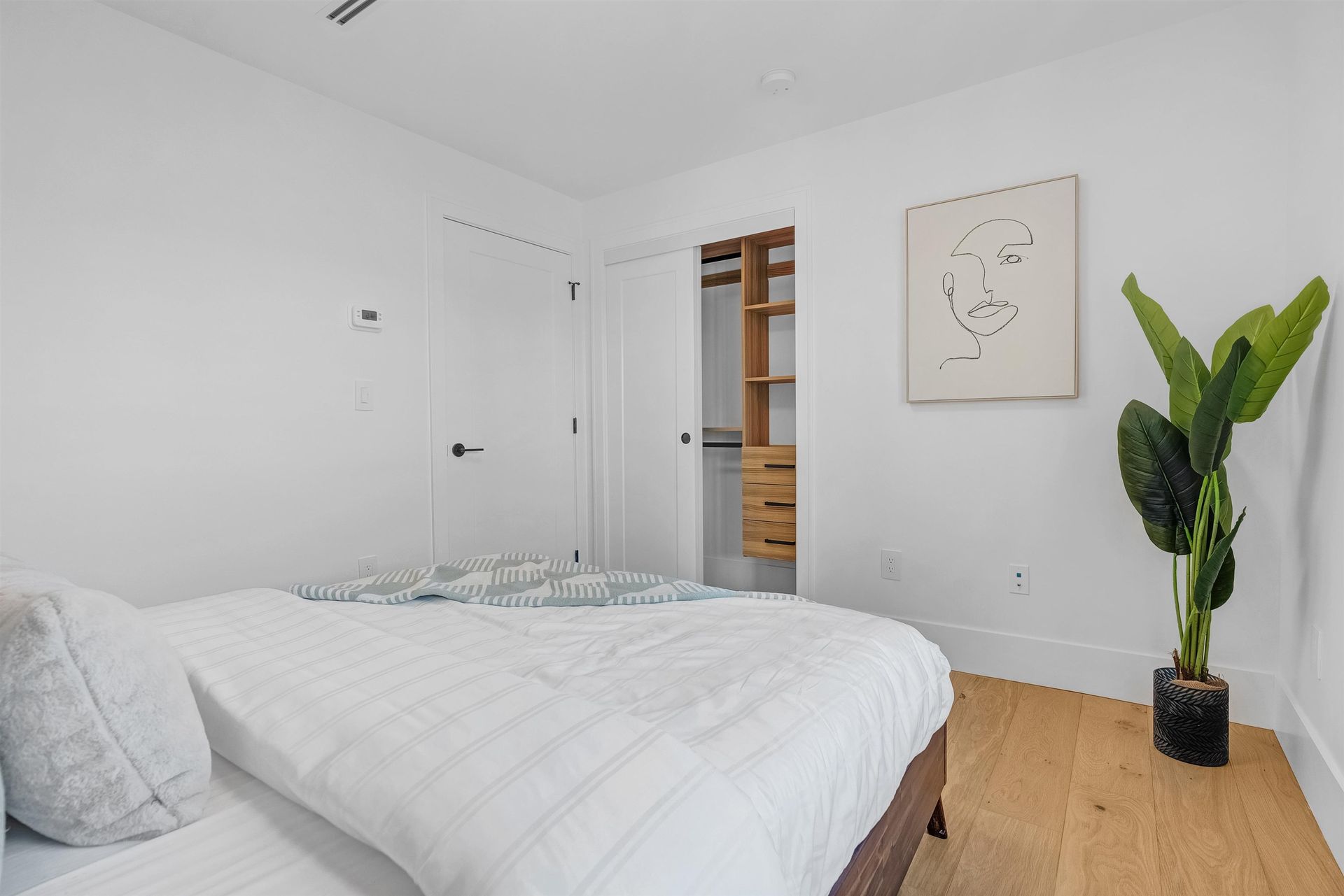 1 - 2565 Dundas Street, Hastings Sunrise, Vancouver East - 2565-dundas-street-hastings-sunrise-vancouver-east-16