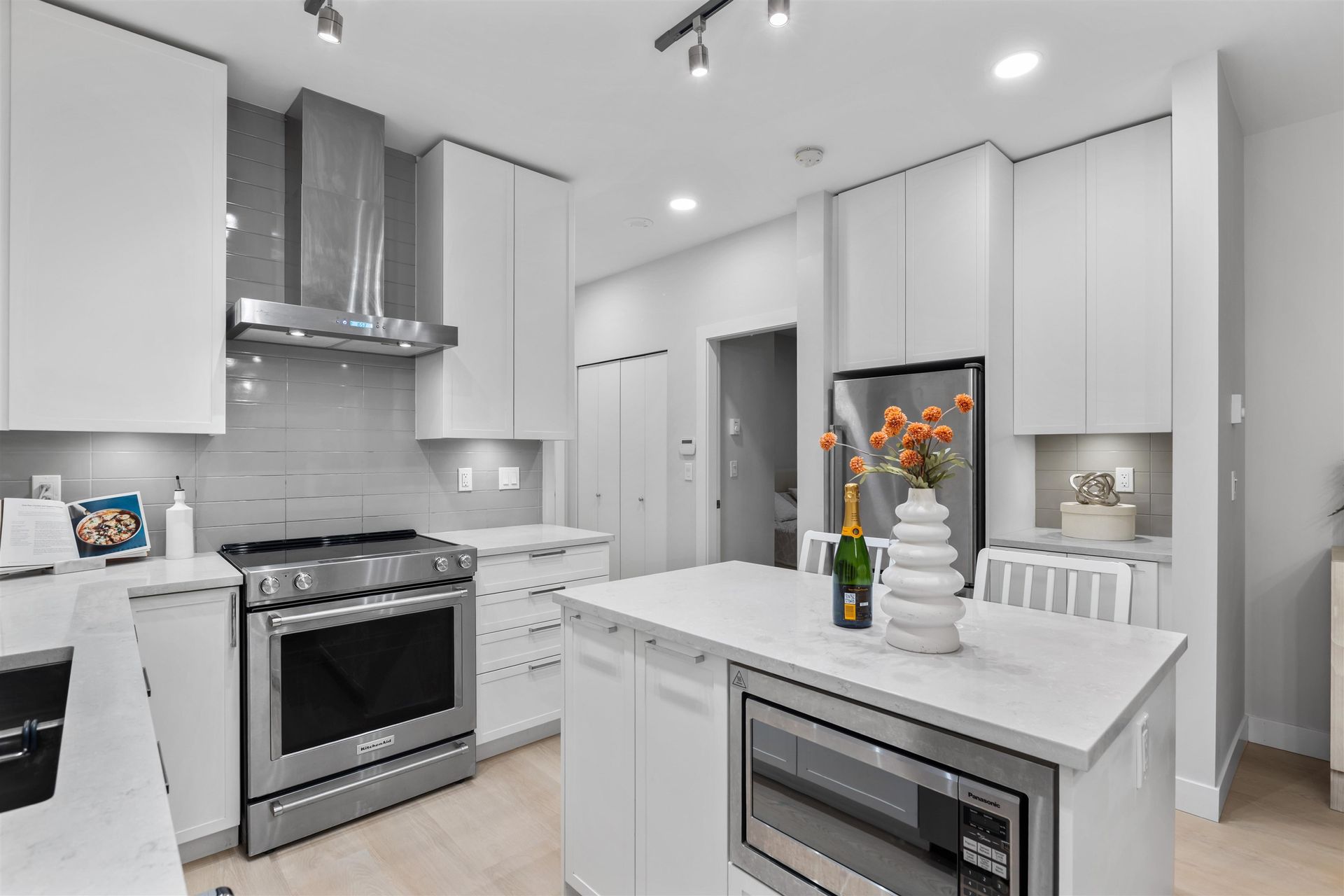 115 - 1768 Gilmore Avenue, Brentwood Park, Burnaby North - 1768-gilmore-avenue-brentwood-park-burnaby-north-04