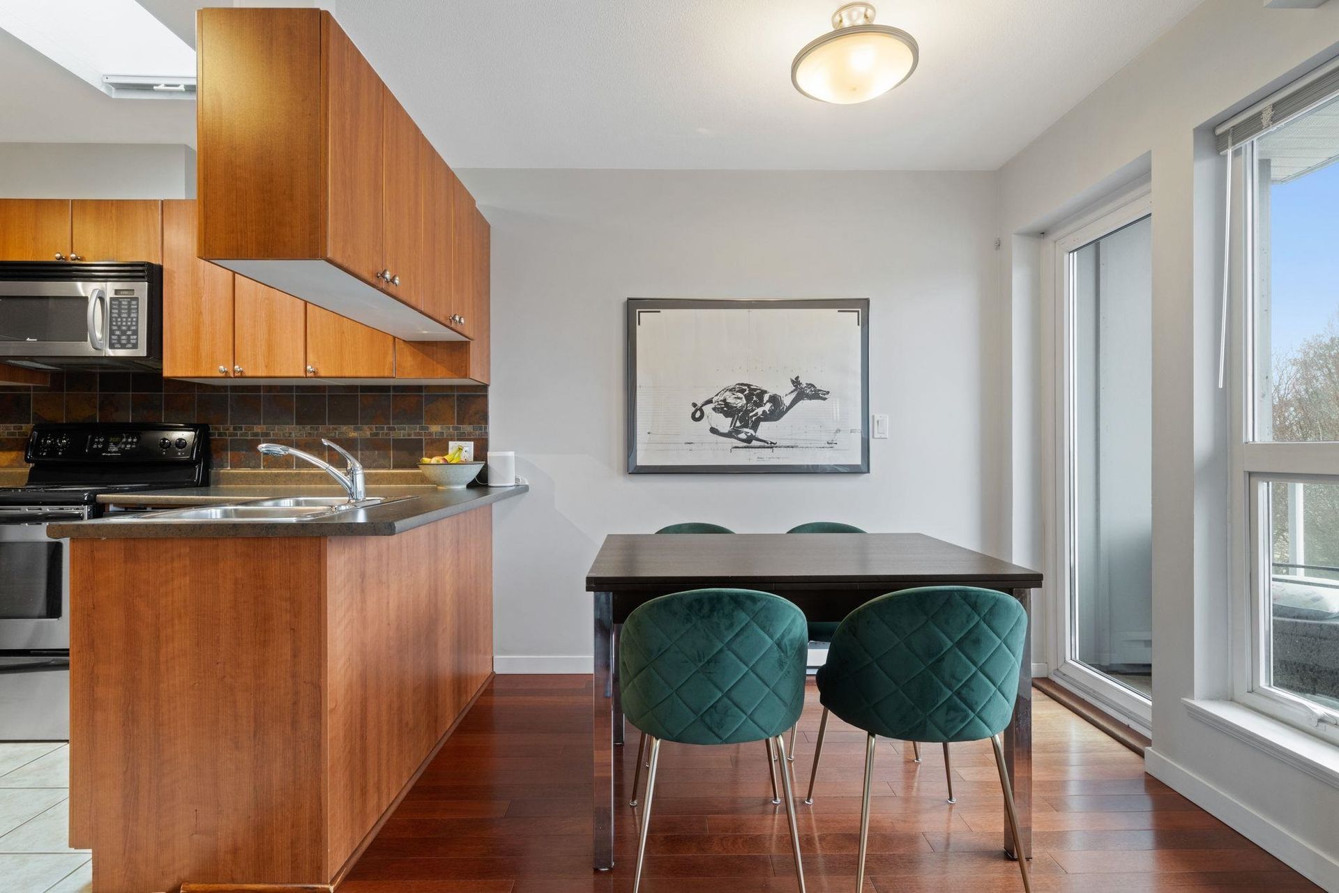 412 - 2891 E Hastings Street, Hastings Sunrise, Vancouver East - 2891-e-hastings-street-hastings-sunrise-vancouver-east-03