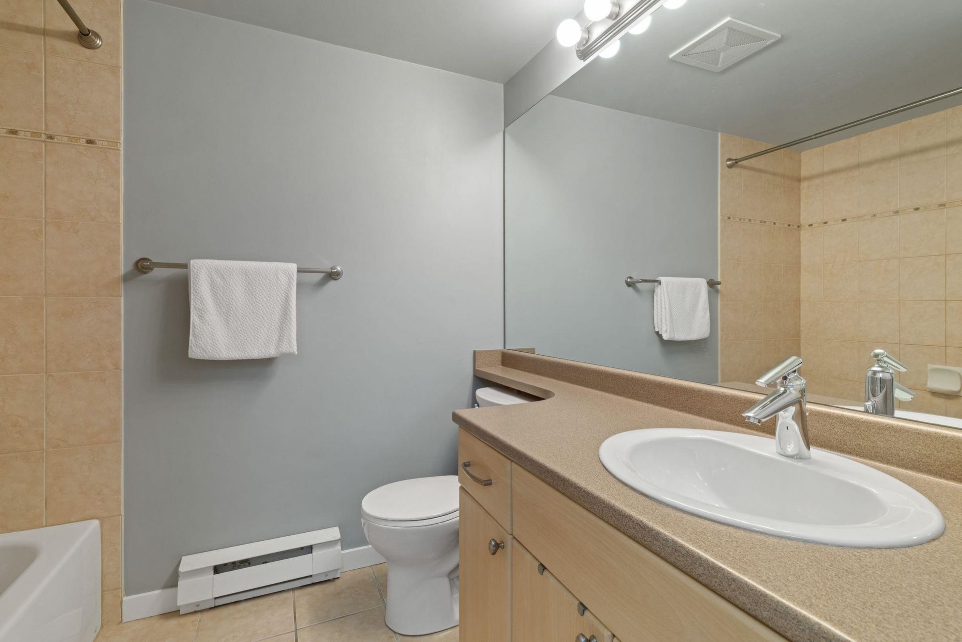 412 - 2891 E Hastings Street, Hastings Sunrise, Vancouver East - 2891-e-hastings-street-hastings-sunrise-vancouver-east-14