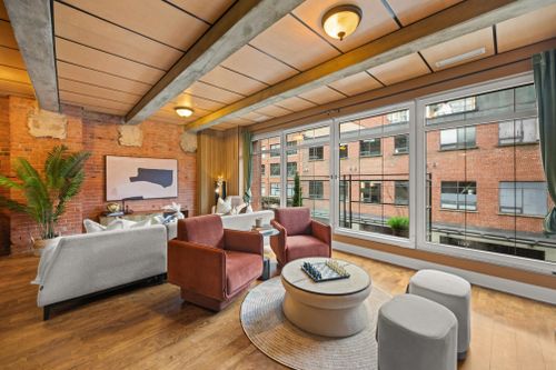 301 - 1155 Mainland Street, Yaletown, Vancouver West - 1155-mainland-street-yaletown-vancouver-west-01