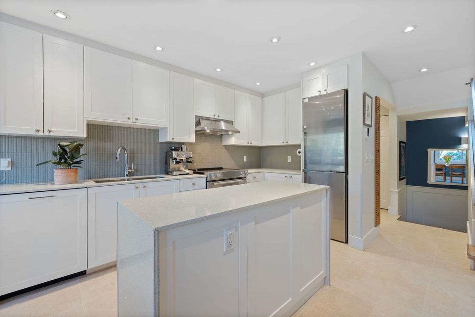 2 - 1214 W 7th Avenue, Fairview VW, Vancouver West - 1214-w-7th-avenue-fairview-vw-vancouver-west-03