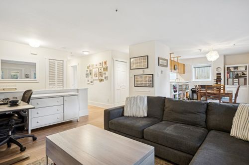 327 W 15th Avenue, Mount Pleasant VW, Vancouver West - 327-w-15th-avenue-mount-pleasant-vw-vancouver-west-06