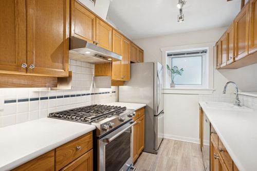 327 W 15th Avenue, Mount Pleasant VW, Vancouver West - 327-w-15th-avenue-mount-pleasant-vw-vancouver-west-13