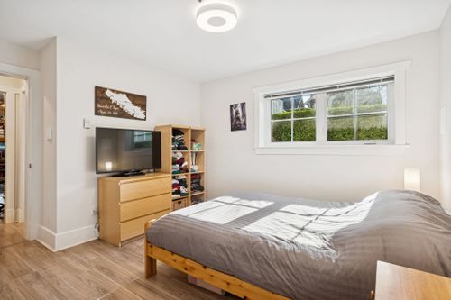 327 W 15th Avenue, Mount Pleasant VW, Vancouver West - 327-w-15th-avenue-mount-pleasant-vw-vancouver-west-16