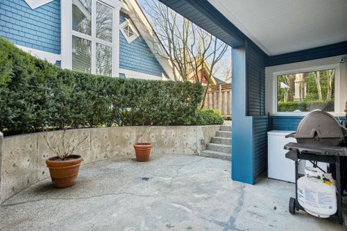 327 W 15th Avenue, Mount Pleasant VW, Vancouver West - 327-w-15th-avenue-mount-pleasant-vw-vancouver-west-22