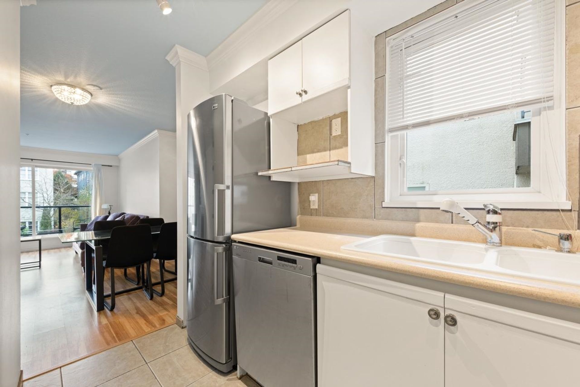 201 - 1554 Burnaby Street, West End VW, Vancouver West - 1554-burnaby-street-west-end-vw-vancouver-west-10