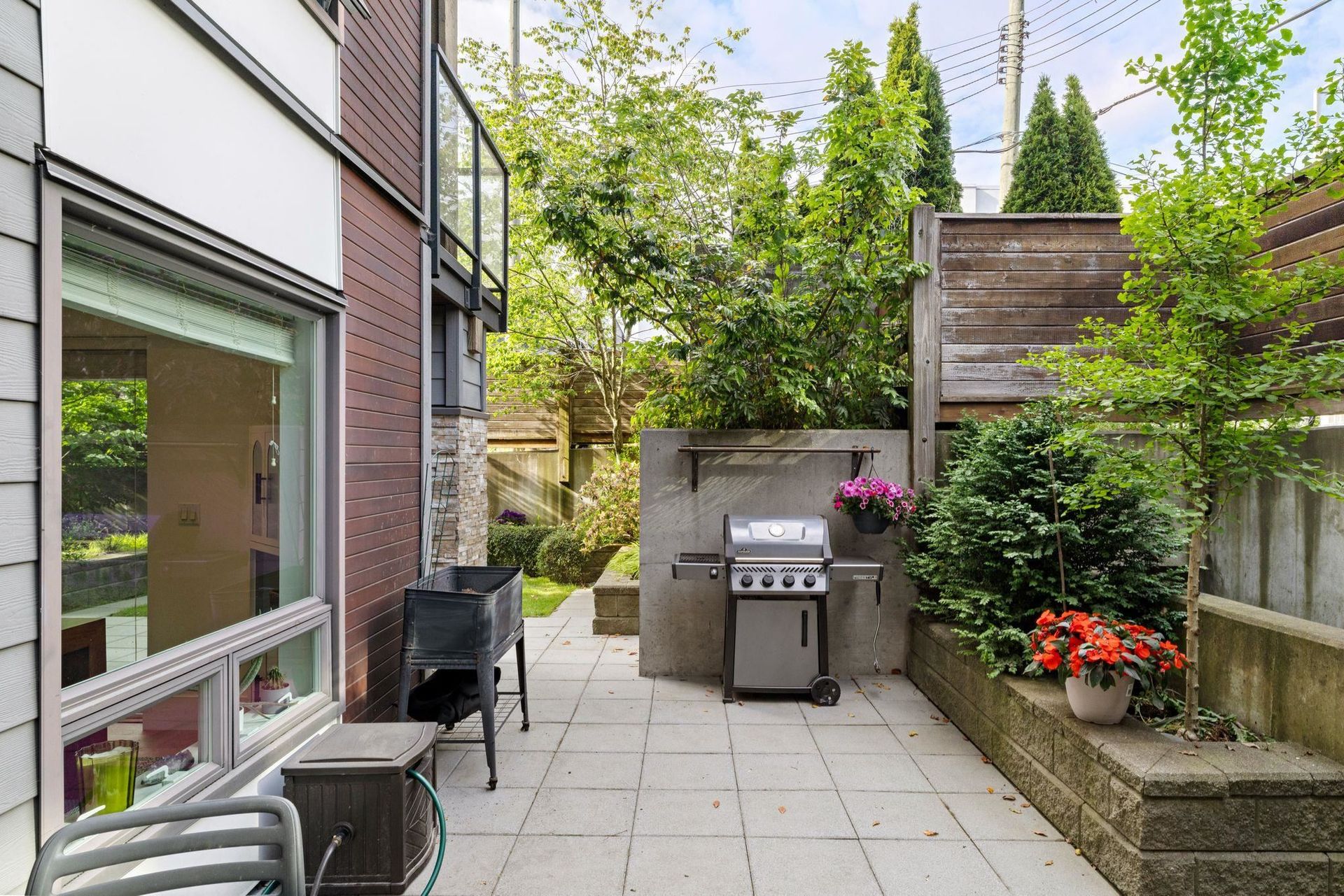 102 - 1661 E 2nd Avenue, Grandview Woodland, Vancouver East - 1661-e-2nd-avenue-grandview-woodland-vancouver-east-34