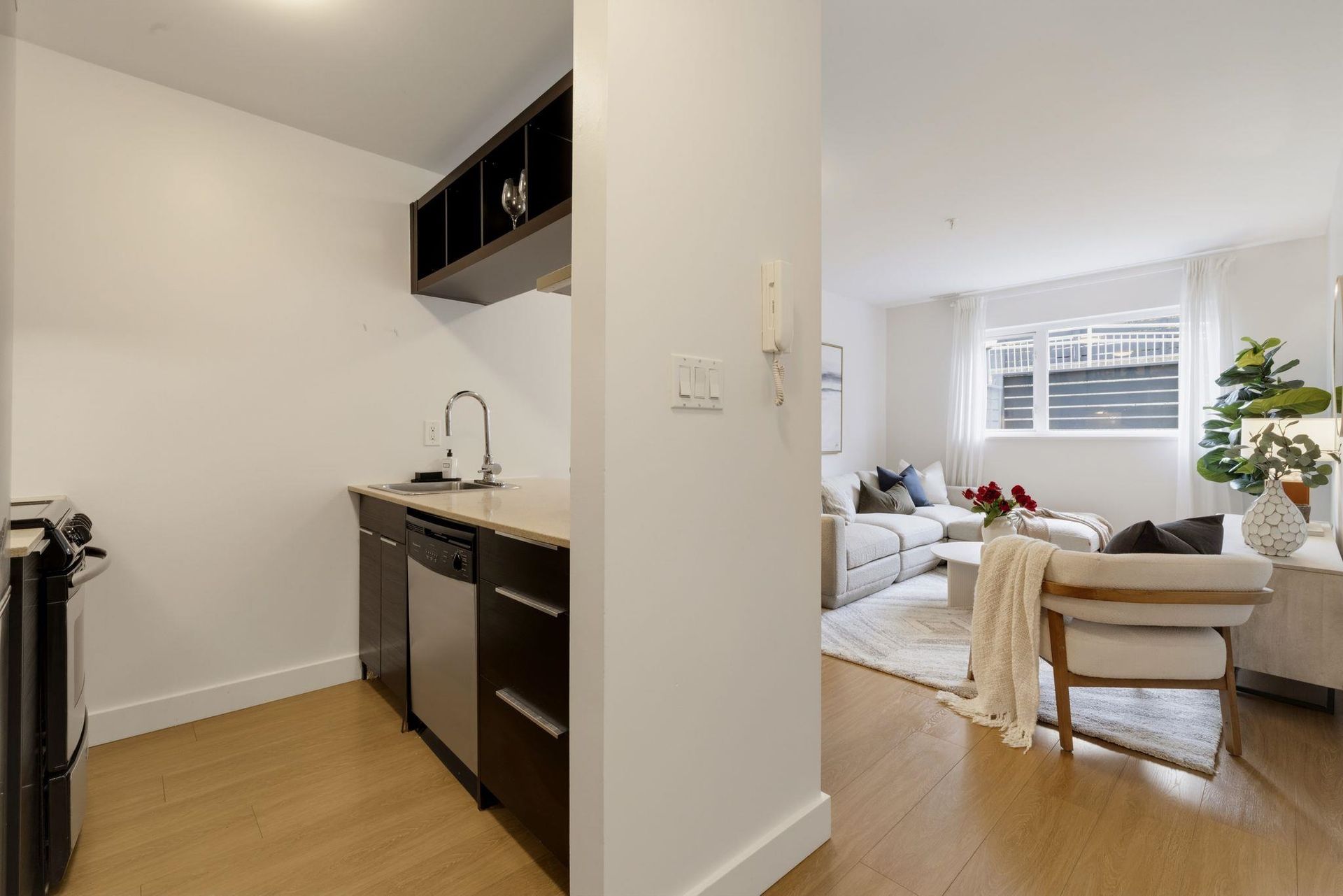 106 - 33 N Templeton Drive, Hastings, Vancouver East - 33-n-templeton-drive-hastings-vancouver-east-13