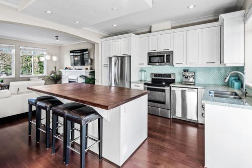 18 - 2925 King George Boulevard, Elgin Chantrell, South Surrey White Rock - 2925-king-george-boulevard-elgin-chantrell-south-surrey-white-rock-11 thumbnail 18 - 2925 King George Boulevard, Elgin Chantrell, South Surrey White Rock - 2925-king-george-boulevard-elgin-chantrell-south-surrey-white-rock-11