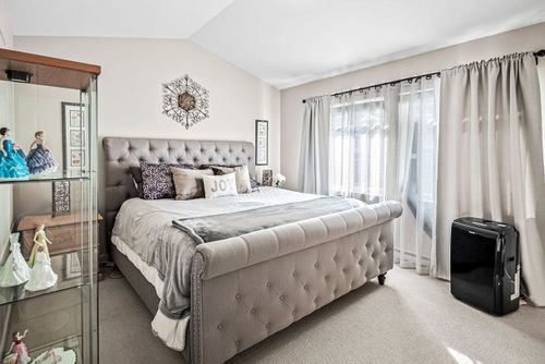 18 - 2925 King George Boulevard, Elgin Chantrell, South Surrey White Rock - 2925-king-george-boulevard-elgin-chantrell-south-surrey-white-rock-20 thumbnail 18 - 2925 King George Boulevard, Elgin Chantrell, South Surrey White Rock - 2925-king-george-boulevard-elgin-chantrell-south-surrey-white-rock-20