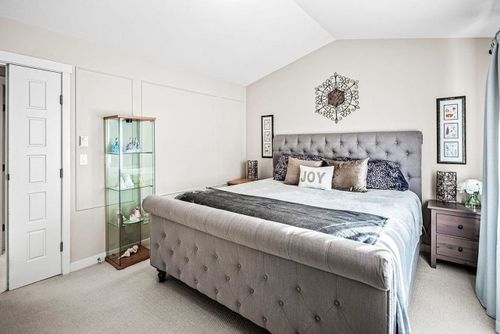 18 - 2925 King George Boulevard, Elgin Chantrell, South Surrey White Rock - 2925-king-george-boulevard-elgin-chantrell-south-surrey-white-rock-21 thumbnail 18 - 2925 King George Boulevard, Elgin Chantrell, South Surrey White Rock - 2925-king-george-boulevard-elgin-chantrell-south-surrey-white-rock-21