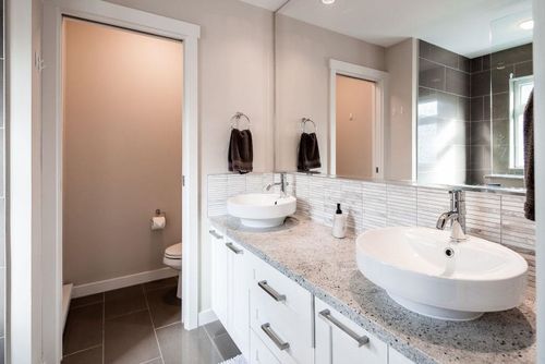 18 - 2925 King George Boulevard, Elgin Chantrell, South Surrey White Rock - 2925-king-george-boulevard-elgin-chantrell-south-surrey-white-rock-22 thumbnail 18 - 2925 King George Boulevard, Elgin Chantrell, South Surrey White Rock - 2925-king-george-boulevard-elgin-chantrell-south-surrey-white-rock-22