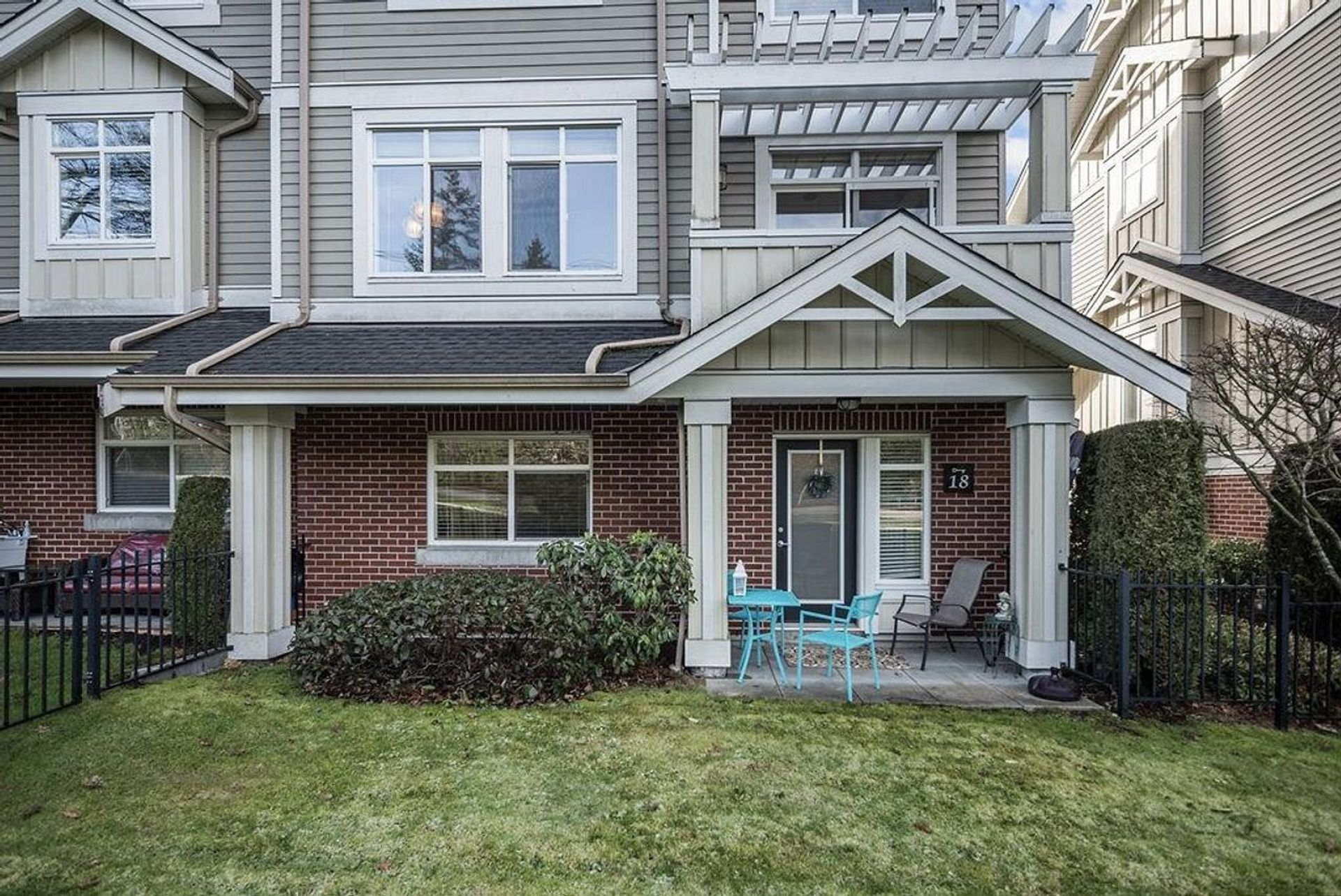 18 - 2925 King George Boulevard, Elgin Chantrell, South Surrey White Rock - 2925-king-george-boulevard-elgin-chantrell-south-surrey-white-rock-32 18 - 2925 King George Boulevard, Elgin Chantrell, South Surrey White Rock - 2925-king-george-boulevard-elgin-chantrell-south-surrey-white-rock-32