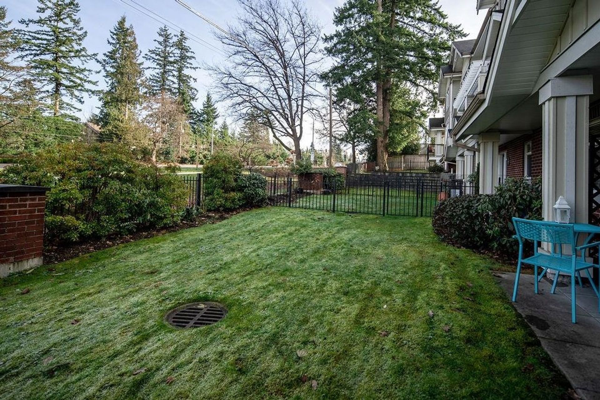 18 - 2925 King George Boulevard, Elgin Chantrell, South Surrey White Rock - 2925-king-george-boulevard-elgin-chantrell-south-surrey-white-rock-34 18 - 2925 King George Boulevard, Elgin Chantrell, South Surrey White Rock - 2925-king-george-boulevard-elgin-chantrell-south-surrey-white-rock-34