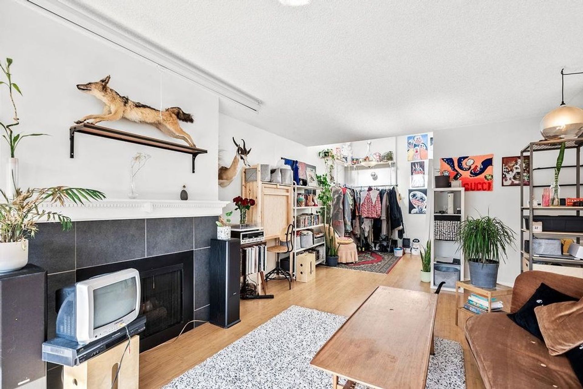 318 - 550 E 6th Avenue, Mount Pleasant VE, Vancouver East - 550-e-6th-avenue-mount-pleasant-ve-vancouver-east-05 318 - 550 E 6th Avenue, Mount Pleasant VE, Vancouver East - 550-e-6th-avenue-mount-pleasant-ve-vancouver-east-05