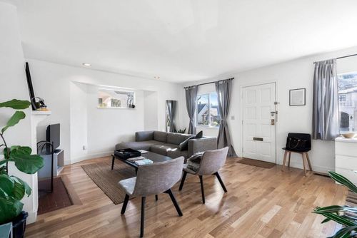 4017 W 32nd Avenue, Dunbar, Vancouver West - 4017-w-32nd-avenue-dunbar-vancouver-west-09 thumbnail 4017 W 32nd Avenue, Dunbar, Vancouver West - 4017-w-32nd-avenue-dunbar-vancouver-west-09