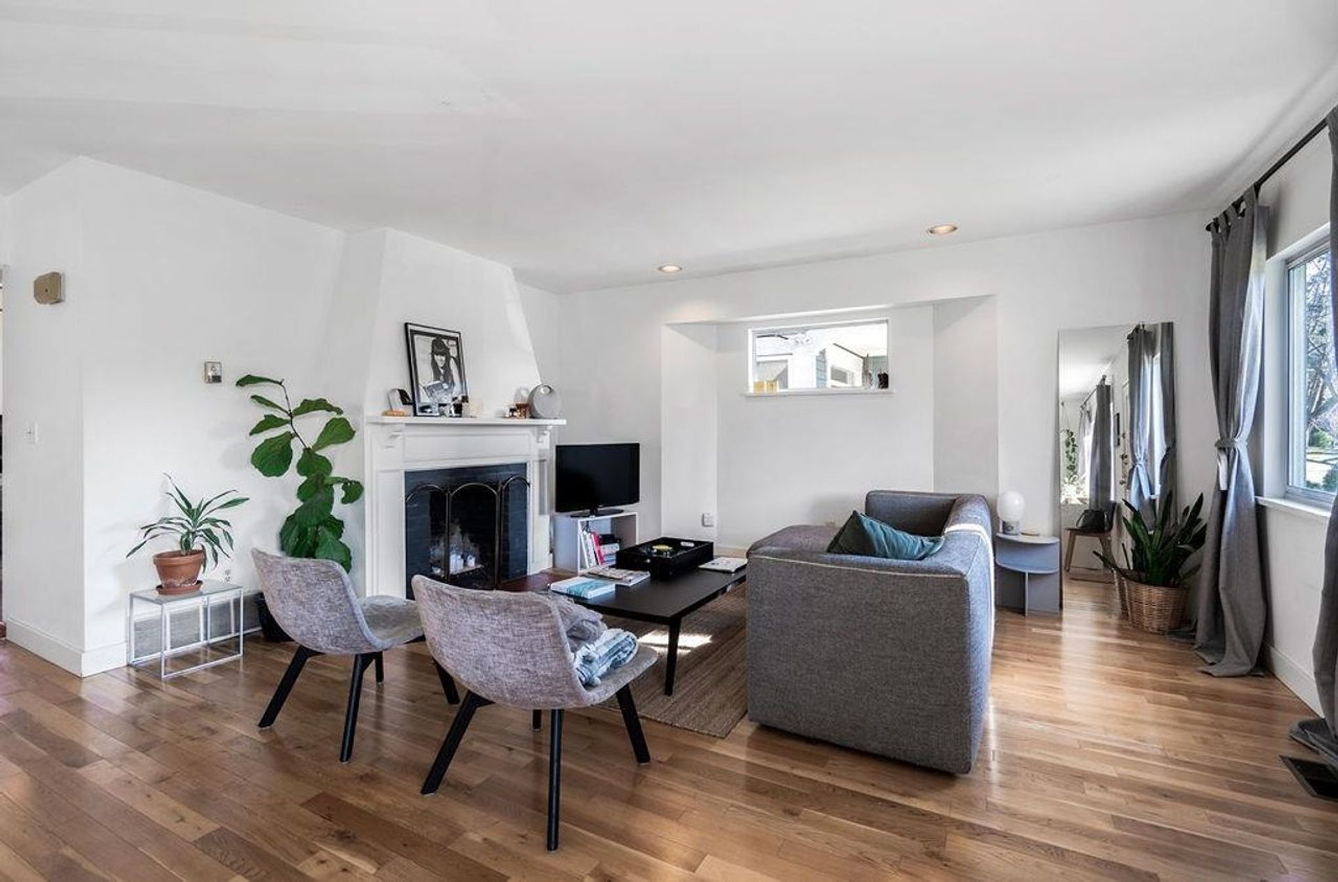 4017 W 32nd Avenue, Dunbar, Vancouver West - 4017-w-32nd-avenue-dunbar-vancouver-west-03 4017 W 32nd Avenue, Dunbar, Vancouver West - 4017-w-32nd-avenue-dunbar-vancouver-west-03