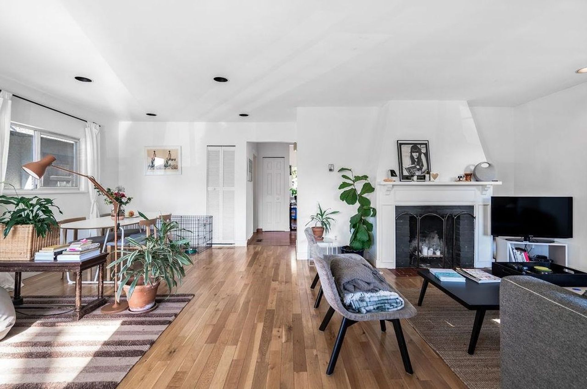 4017 W 32nd Avenue, Dunbar, Vancouver West - 4017-w-32nd-avenue-dunbar-vancouver-west-05 4017 W 32nd Avenue, Dunbar, Vancouver West - 4017-w-32nd-avenue-dunbar-vancouver-west-05