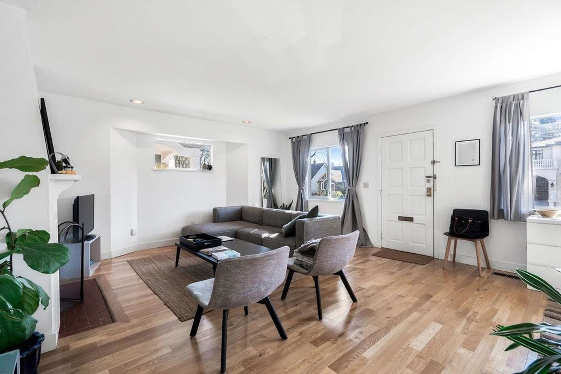 4017 W 32nd Avenue, Dunbar, Vancouver West - 4017-w-32nd-avenue-dunbar-vancouver-west-09 4017 W 32nd Avenue, Dunbar, Vancouver West - 4017-w-32nd-avenue-dunbar-vancouver-west-09