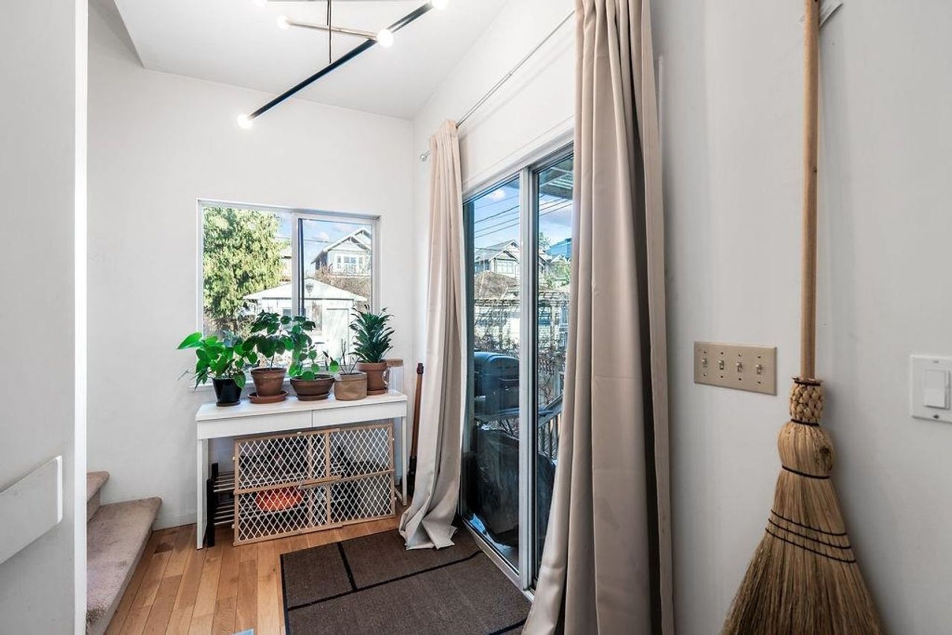 4017 W 32nd Avenue, Dunbar, Vancouver West - 4017-w-32nd-avenue-dunbar-vancouver-west-13 4017 W 32nd Avenue, Dunbar, Vancouver West - 4017-w-32nd-avenue-dunbar-vancouver-west-13