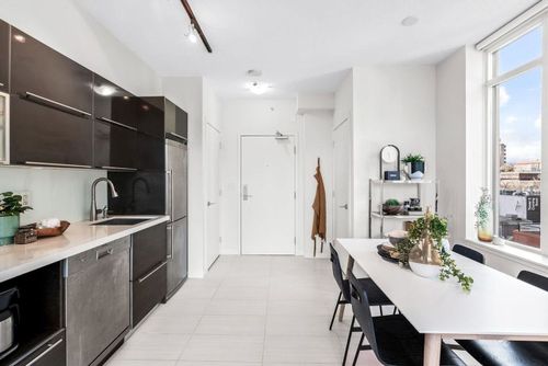 602 - 1252 Hornby Street, Downtown VW, Vancouver West - 1252-hornby-street-downtown-vw-vancouver-west-09 thumbnail 602 - 1252 Hornby Street, Downtown VW, Vancouver West - 1252-hornby-street-downtown-vw-vancouver-west-09