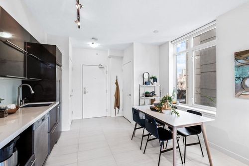 602 - 1252 Hornby Street, Downtown VW, Vancouver West - 1252-hornby-street-downtown-vw-vancouver-west-10 thumbnail 602 - 1252 Hornby Street, Downtown VW, Vancouver West - 1252-hornby-street-downtown-vw-vancouver-west-10