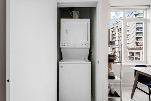 602 - 1252 Hornby Street, Downtown VW, Vancouver West - 1252-hornby-street-downtown-vw-vancouver-west-21 thumbnail 602 - 1252 Hornby Street, Downtown VW, Vancouver West - 1252-hornby-street-downtown-vw-vancouver-west-21