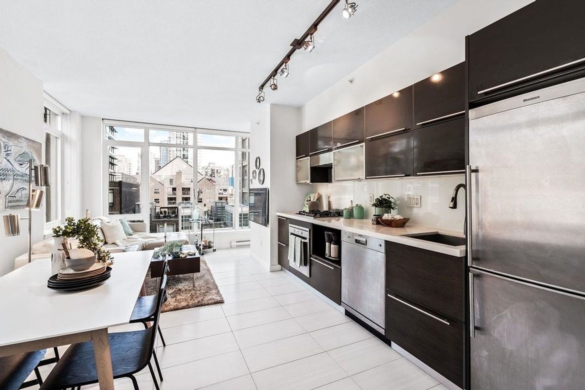 602 - 1252 Hornby Street, Downtown VW, Vancouver West - 1252-hornby-street-downtown-vw-vancouver-west-07 602 - 1252 Hornby Street, Downtown VW, Vancouver West - 1252-hornby-street-downtown-vw-vancouver-west-07