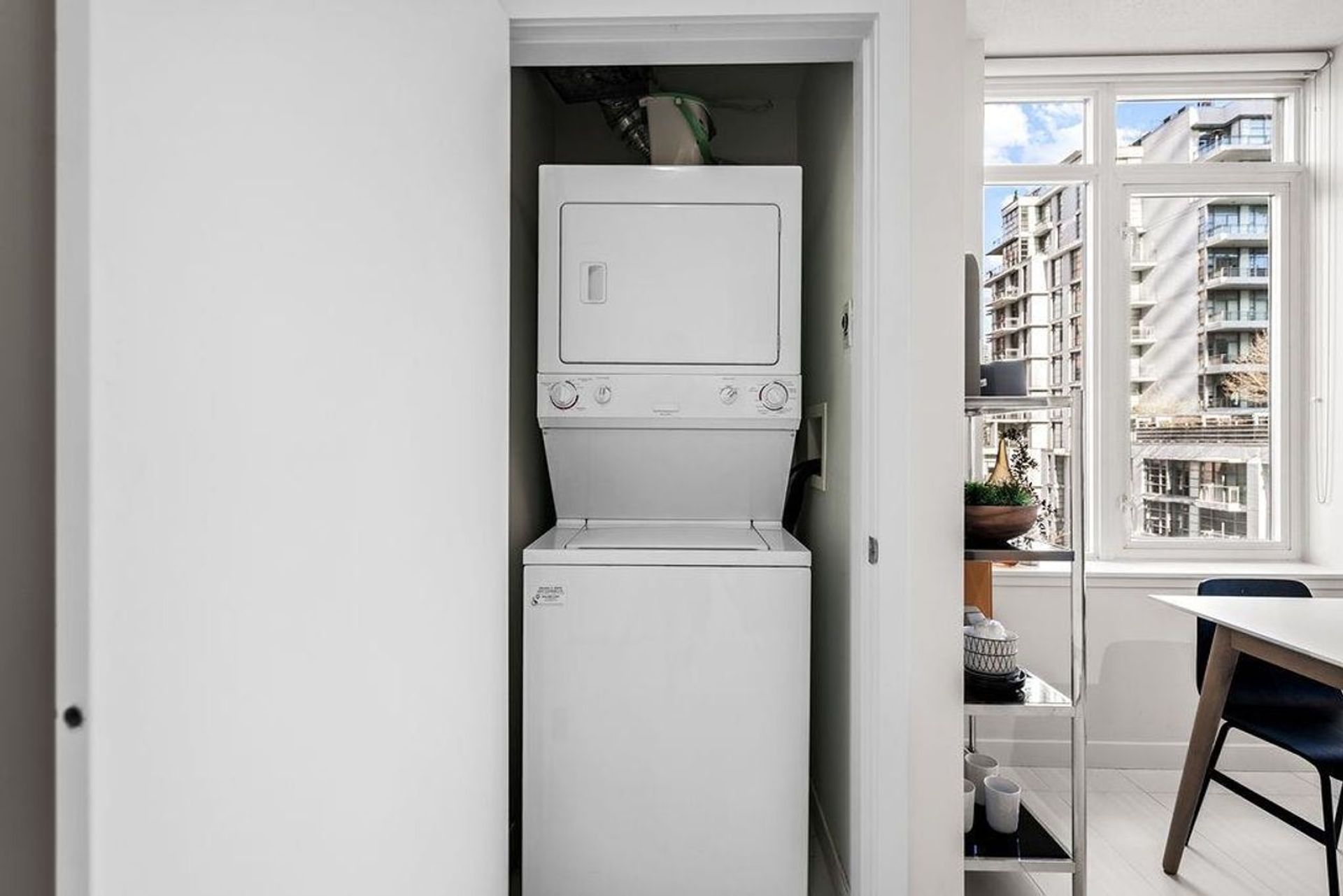 602 - 1252 Hornby Street, Downtown VW, Vancouver West - 1252-hornby-street-downtown-vw-vancouver-west-21 602 - 1252 Hornby Street, Downtown VW, Vancouver West - 1252-hornby-street-downtown-vw-vancouver-west-21