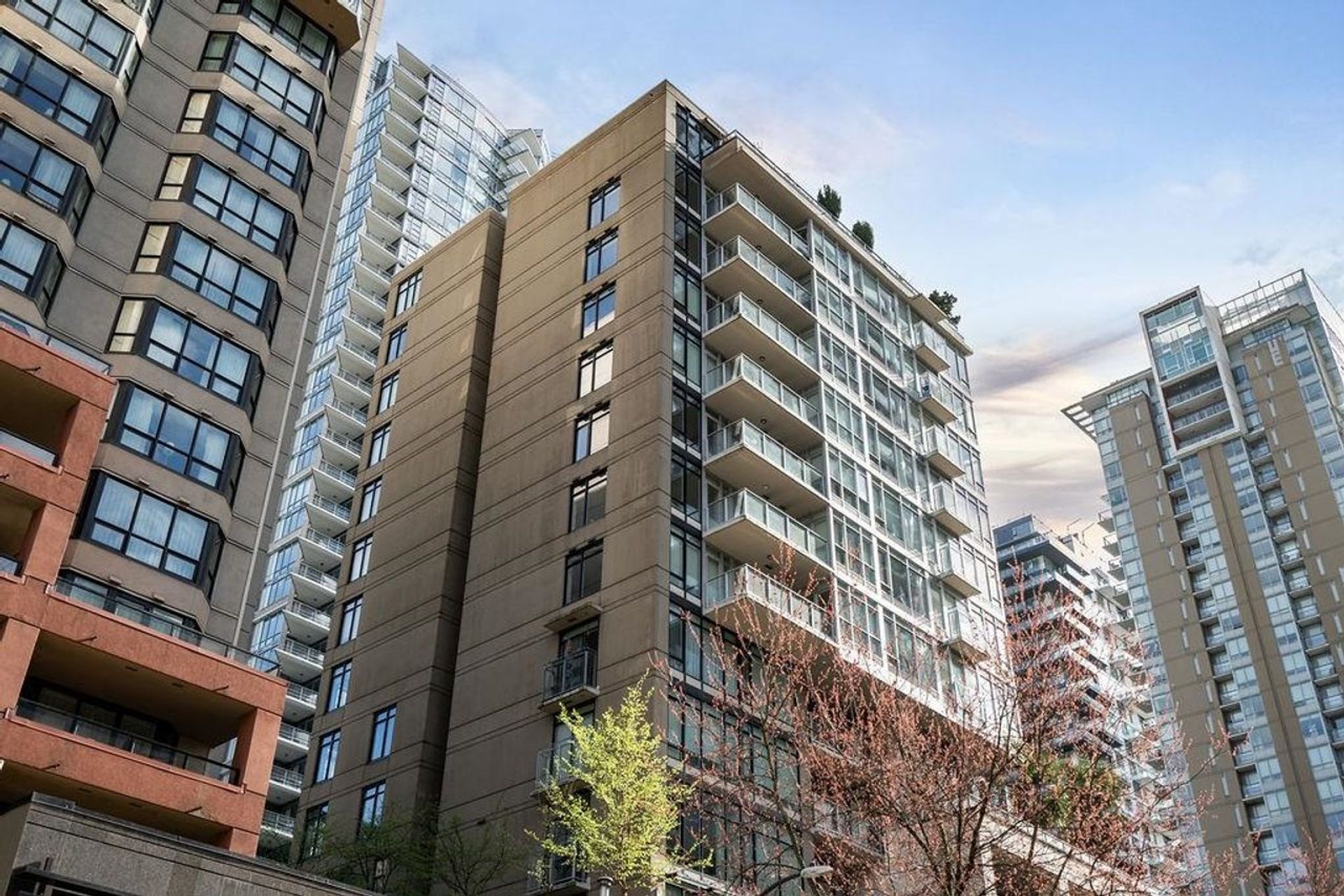 602 - 1252 Hornby Street, Downtown VW, Vancouver West - 1252-hornby-street-downtown-vw-vancouver-west-22 602 - 1252 Hornby Street, Downtown VW, Vancouver West - 1252-hornby-street-downtown-vw-vancouver-west-22