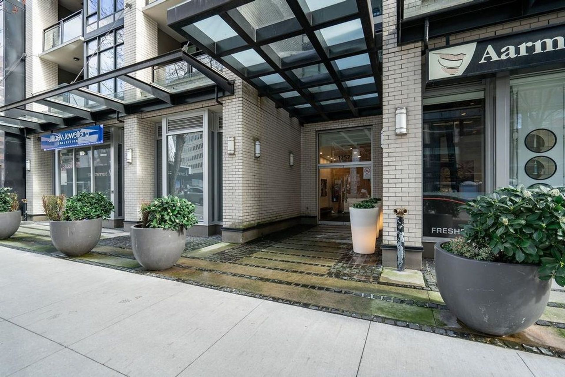 602 - 1252 Hornby Street, Downtown VW, Vancouver West - 1252-hornby-street-downtown-vw-vancouver-west-24 602 - 1252 Hornby Street, Downtown VW, Vancouver West - 1252-hornby-street-downtown-vw-vancouver-west-24